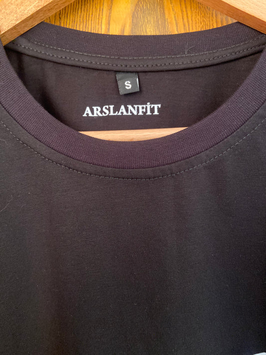 Arslanfit Çizgi Portre Siyah Tişört